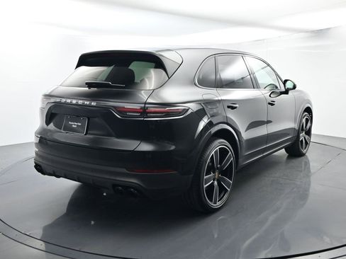 Certified 2023 Porsche Cayenne image 14