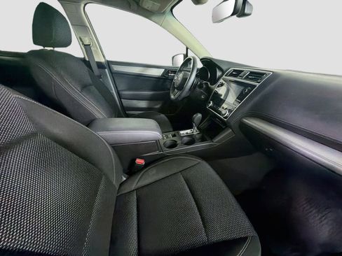Used 2018 Subaru Outback 2.5i Premium AWD/4WD image 30
