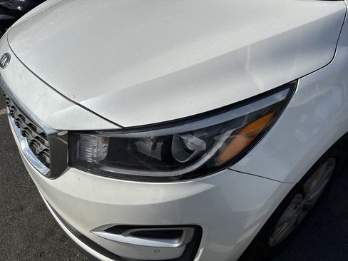 Used 2021 Kia Sedona EX image 6