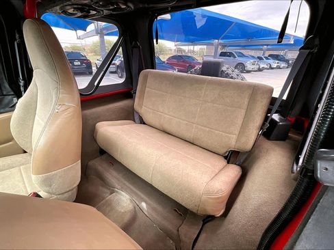 Used 2001 Jeep Wrangler SE image 20