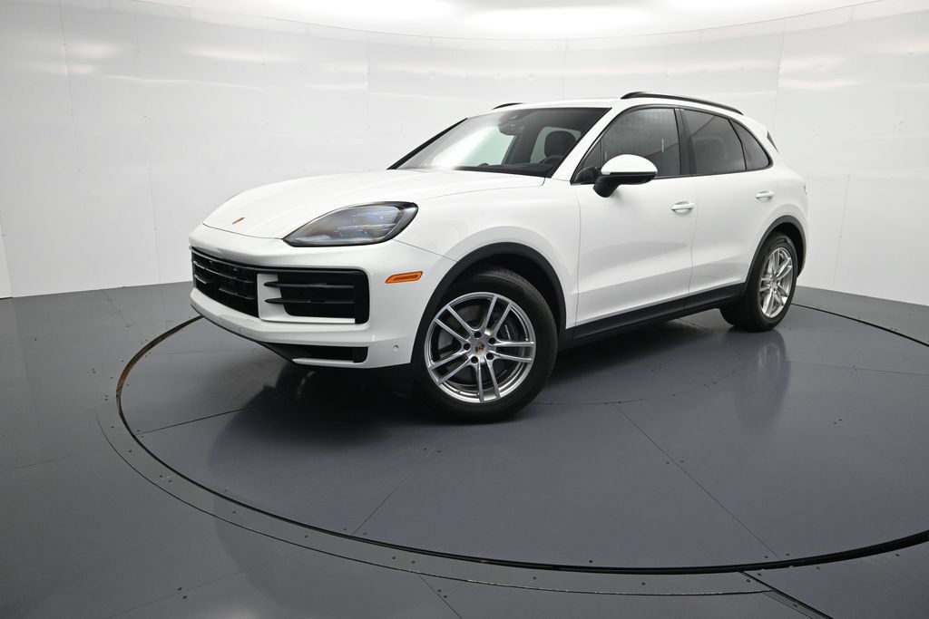 Certified 2026 Porsche Cayenne AWD/4WD image 33