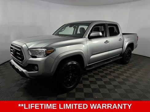 Used 2022 Toyota Tacoma SR5 image 3