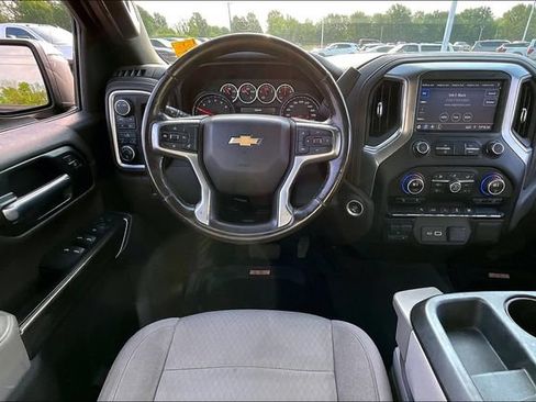 Used 2021 Chevrolet Silverado 1500 LT w/ LPO, Dark Essentials Package AWD/4WD image 9