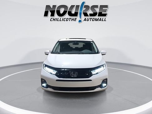 Used 2026 Honda Odyssey Elite image 3
