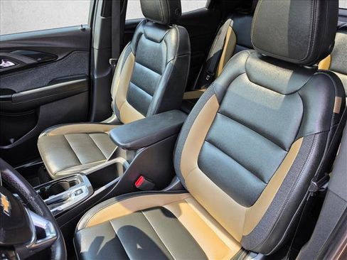 Used 2021 Chevrolet TrailBlazer ACTIV w/ Sun and Liftgate Package AWD/4WD image 23