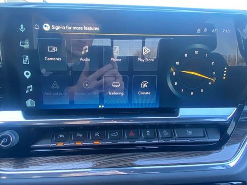 Used 2025 Chevrolet Silverado 1500 LT Trail Boss w/ LT Trail Boss Premium Package AWD/4WD image 7