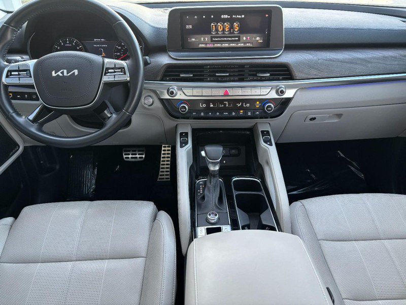 Used 2022 Kia Telluride SX w/ Towing Package FWD image 12