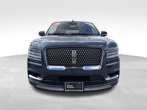Used 2018 Lincoln Navigator Select w/ Technology Package RWD image 2