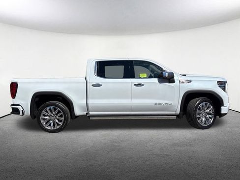 Used 2026 GMC Sierra 1500 Denali w/ Denali Reserve Package AWD/4WD image 15