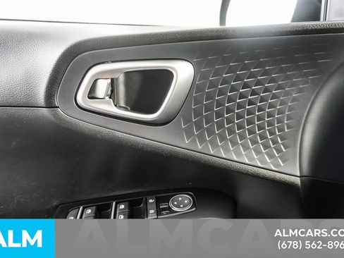 Used 2025 Kia Soul EX image 50