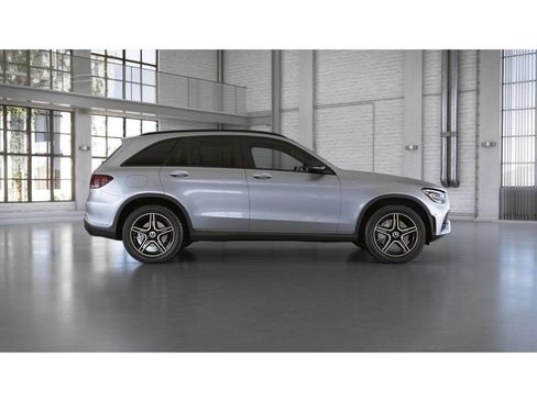 Certified 2022 Mercedes-Benz GLC 300 4MATIC image 17