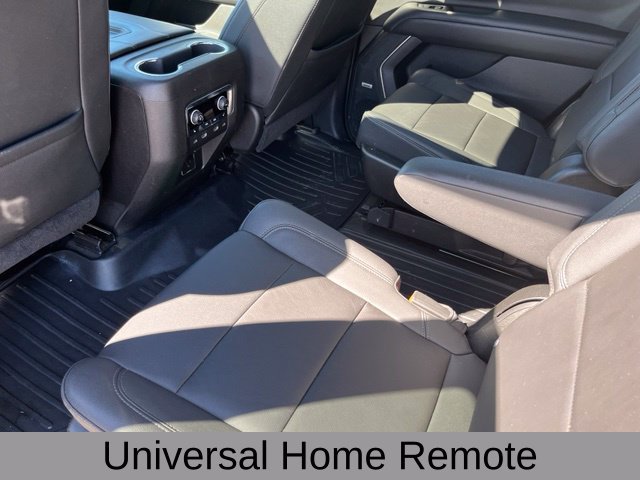Used 2021 Chevrolet Tahoe Z71 w/ Z71 Off-Road Package AWD/4WD image 20