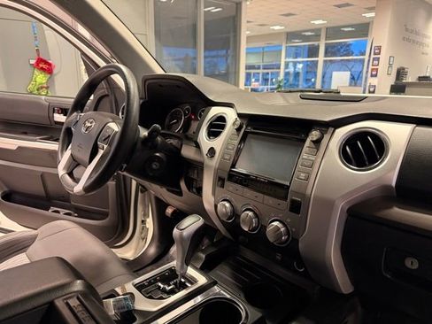 Used 2016 Toyota Tundra SR5 w/ TRD Off Road Package image 28