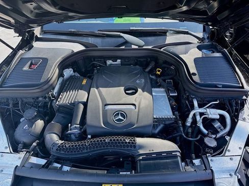 Used 2019 Mercedes-Benz GLC 300 4MATIC image 31