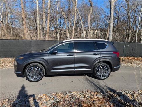 Certified 2022 Hyundai Santa Fe Limited image 2
