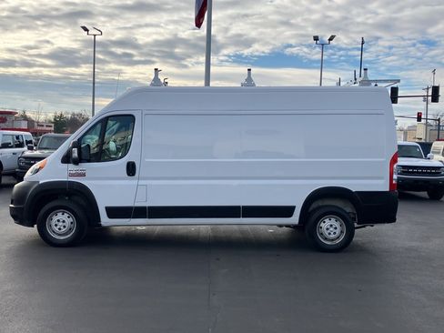 Used 2020 RAM ProMaster 2500 w/ Interior Convenience Group image 4