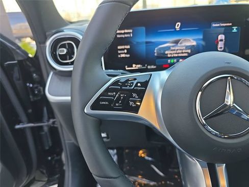 Certified 2026 Mercedes-Benz C 300 4MATIC Sedan image 33