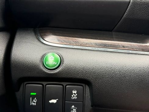 Used 2016 Honda CR-V Touring image 20
