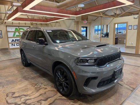 Used 2025 Dodge Durango R/T w/ Blacktop Package image 2