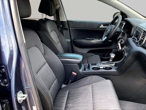 Used 2017 Kia Sportage LX AWD/4WD image 11