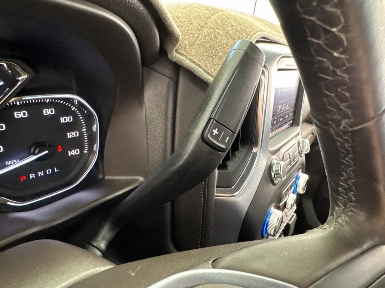 Used 2020 GMC Sierra 1500 SLT w/ SLT Premium Plus Package AWD/4WD image 23