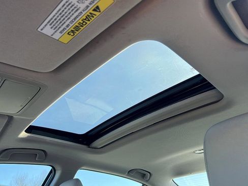 Used 2017 Honda Accord EX-L image 19