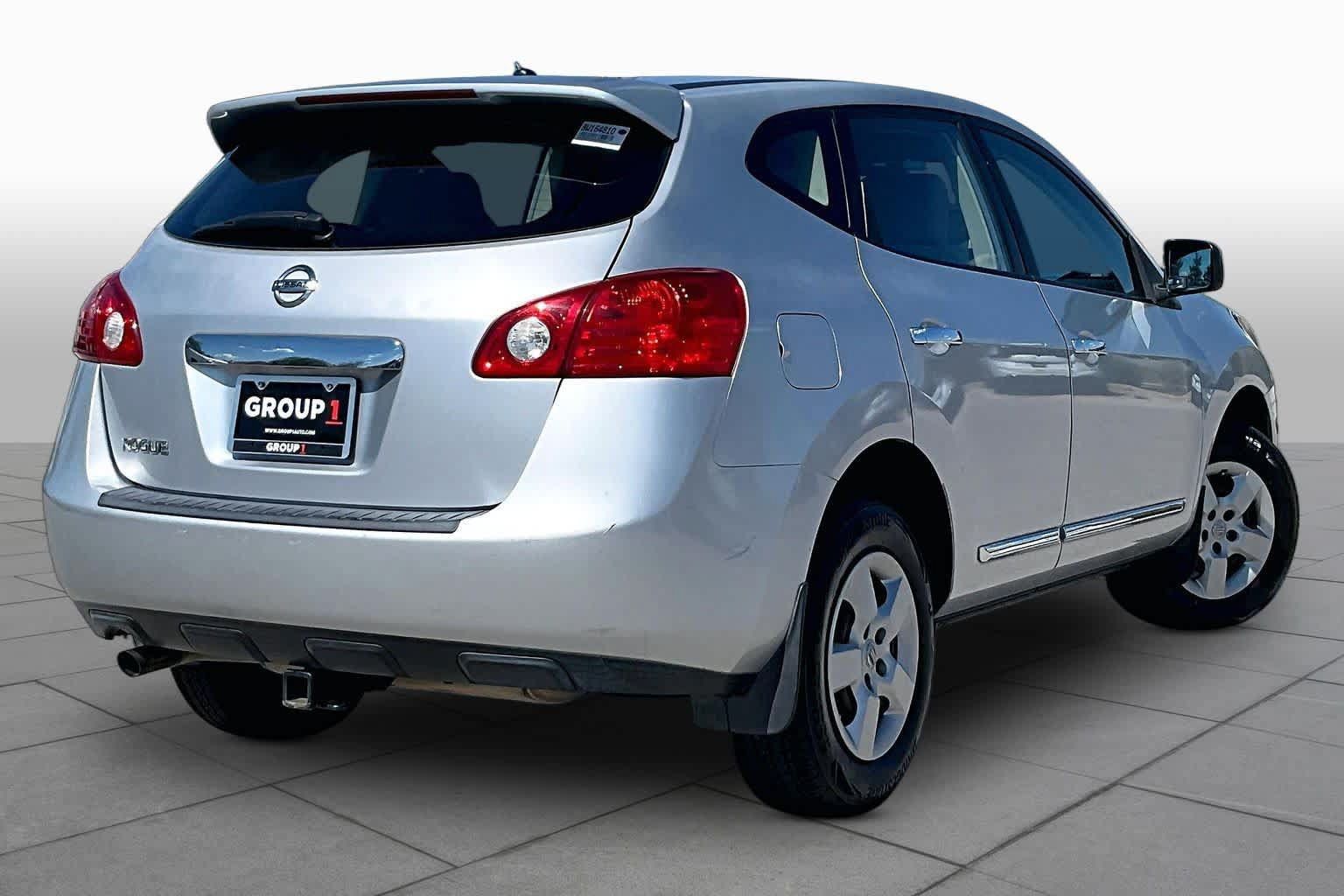Used 2011 Nissan Rogue S FWD image 12