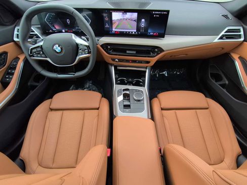 Used 2025 BMW 330i xDrive Sedan w/ Convenience Package image 16