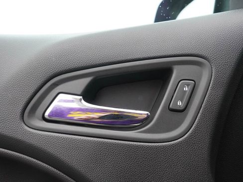 Used 2020 Chevrolet Colorado ZR2 image 11