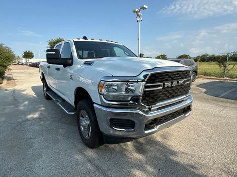 Used 2024 RAM 3500 Tradesman w/ Towing Technology Group AWD/4WD image 37