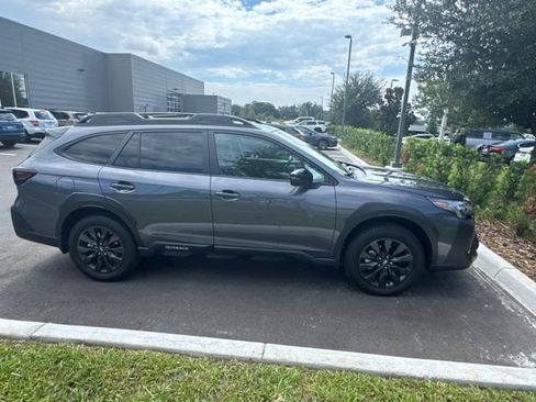 Used 2024 Subaru Outback Onyx Edition XT w/ Popular Package #2 AWD/4WD image 2