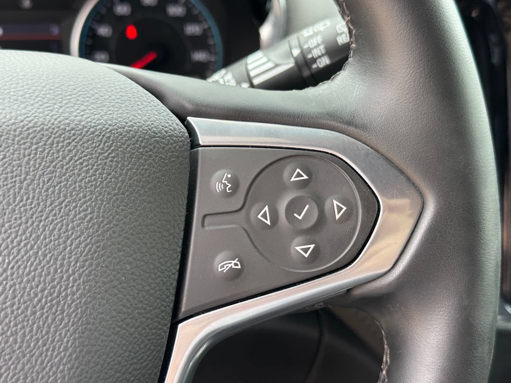 Used 2023 Chevrolet Traverse LT w/ Midnight/Sport Edition AWD/4WD image 27