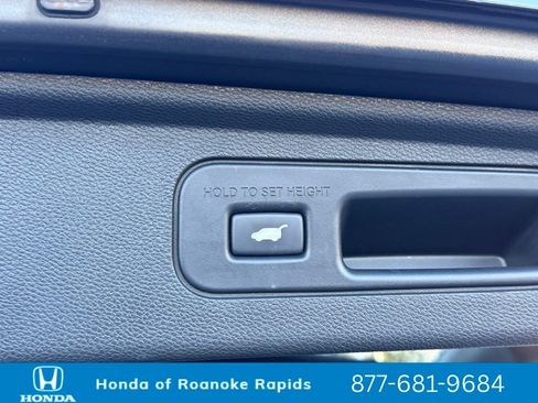 Used 2025 Honda Odyssey Sport-L image 36