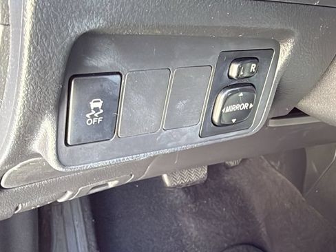 Used 2013 Toyota Corolla S FWD image 29