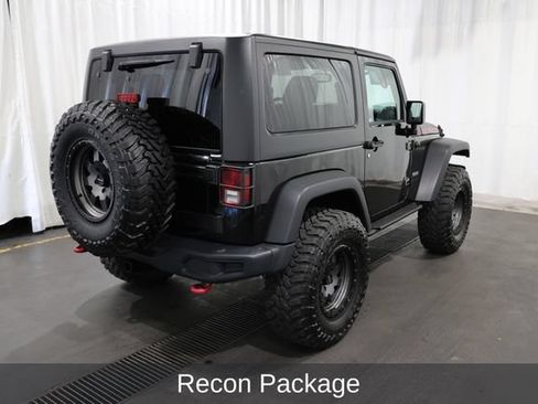 Used 2017 Jeep Wrangler Rubicon AWD/4WD image 3