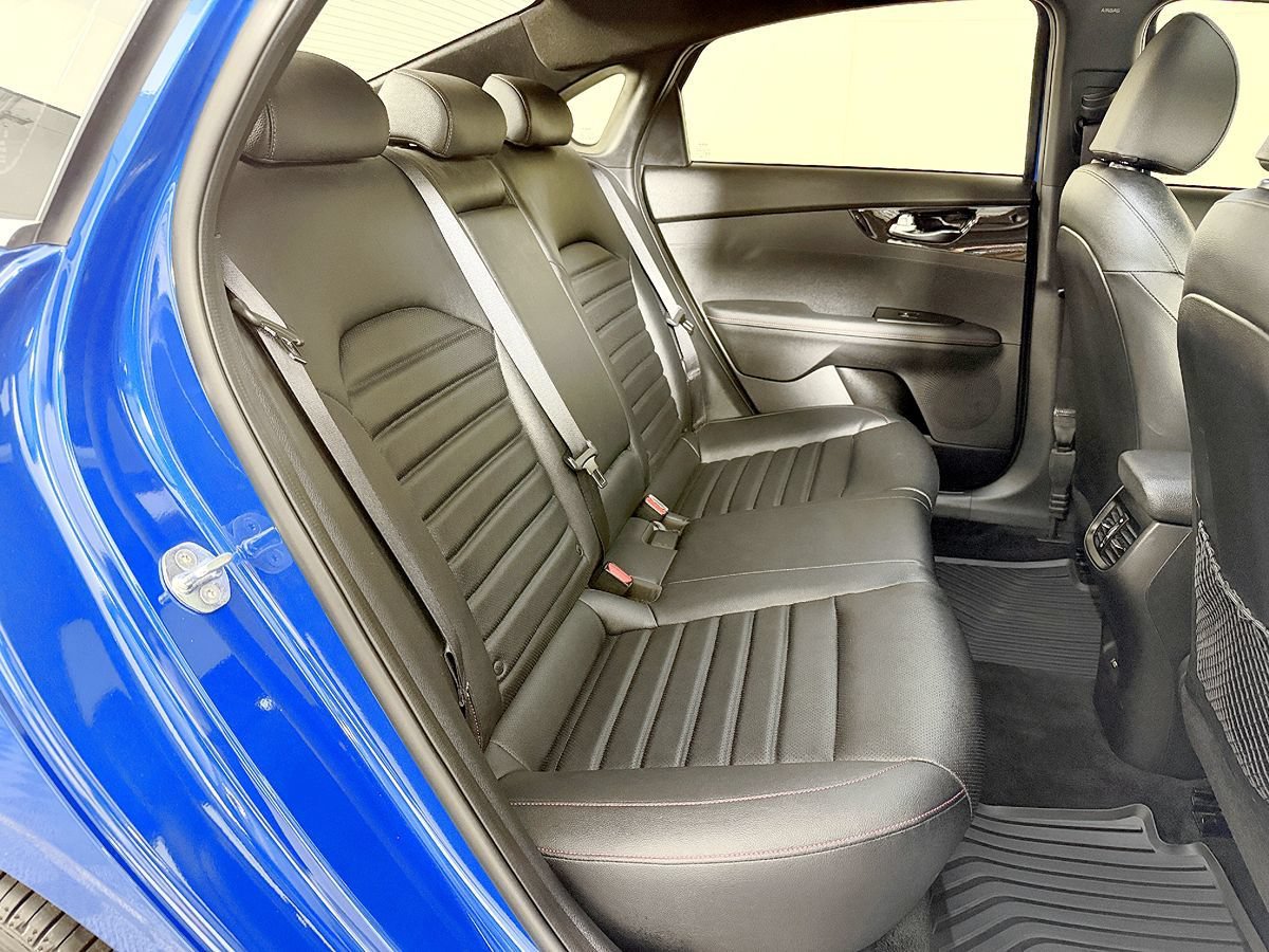 Used 2023 Kia Forte GT w/ GT2 Package FWD image 45