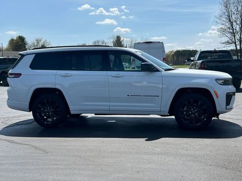 New 2026 Jeep Grand Cherokee L Limited AWD/4WD image 49
