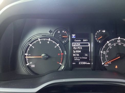 Used 2024 Toyota 4Runner SR5 Premium AWD/4WD image 14