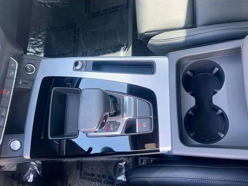 Used 2024 Audi Q5 2.0T Premium Plus image 25