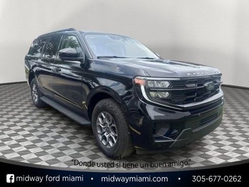 Used 2025 Ford Expedition Max Active RWD image 1