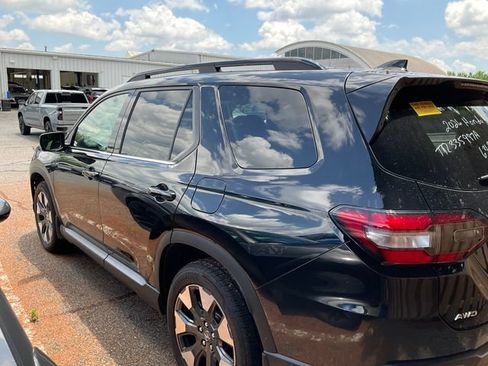 Used 2026 Honda Pilot Elite image 4