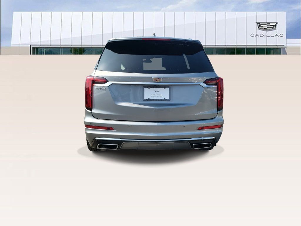Certified 2023 Cadillac XT6 Premium Luxury FWD image 7