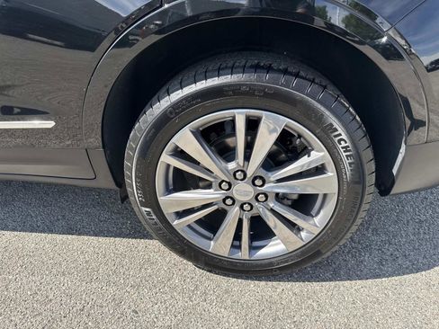 Used 2025 Cadillac XT5 Premium Luxury FWD image 6