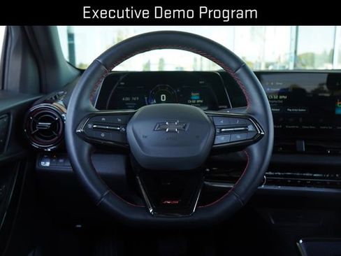Used 2026 Chevrolet Equinox RS w/ Convenience Package III FWD image 17