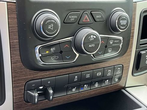 Used 2016 RAM 2500 Laramie AWD/4WD image 33