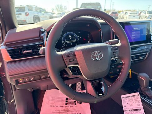 Certified 2026 Toyota Camry SE image 11