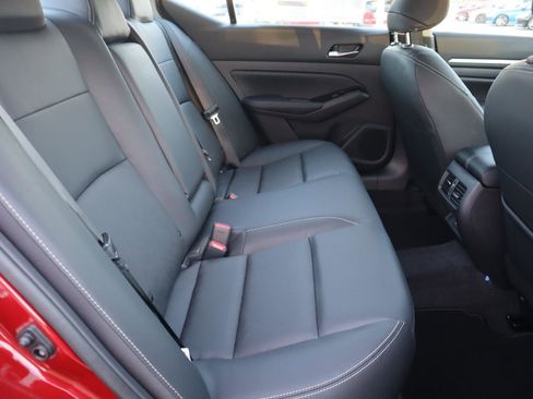 Used 2025 Nissan Altima 2.5 SL image 45