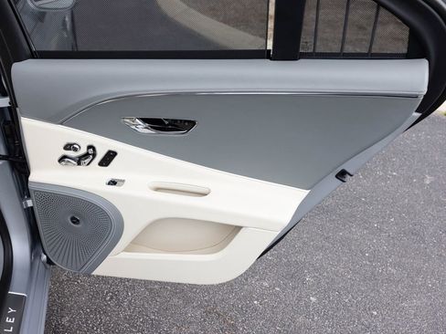 New 2026 Bentley Flying Spur image 70