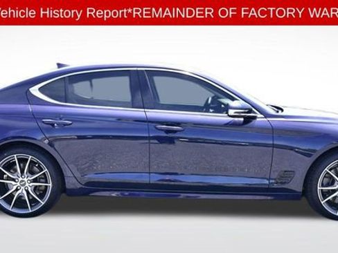 Used 2022 Genesis G70 3.3T RWD image 5