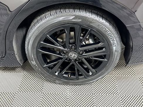 Certified 2025 Toyota Camry SE image 4